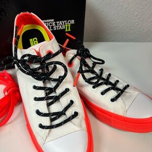 *NEW* Mens Converse Chuck Taylor All Star II White Neon Red Sneakers Shoe Size 7